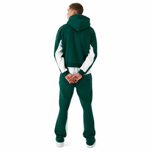 Conjunto Deportivo Verde con Capucha para Hombre, Pantalones y Sudadera de Algodón con Estampado de Letras Rosas y Cierre con Cordón - Product Image 3