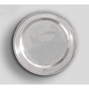 Elegante Plato Base Redondo de Acero Inoxidable Martillado con Acabado Espejo para Venta al por Mayor, para Eventos, Catering y Decoración de Mesa - Product Image 2