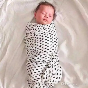 Baberos de Muselina 100% Silicona para Bebés Unisex, Antibacterianos, con Cierre de Botón, 4 Capas, Tela Suave y Absorbente, Forro de Algodón - Product Image 3