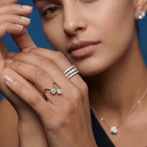 Bague en diamant de laboratoire de nouvelle conception, ronde et en forme de poire, design spécial pour un look classique, couleur D-E, clarté VVS-VS, certifiée IGI. - Product Image 6