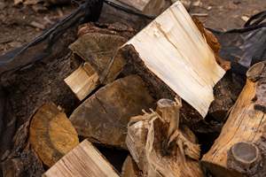Nouvelle Arrivée 2026 Briquettes de bois de hêtre séchées au four, bois dur, humidité 100%, combustible de cuisson, énergie thermique, emballage personnalisé, Autriche - Product Image 3