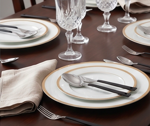 Minimalist Cutlery Set With Black <b>Plastic</b> Handles Stainless Steel <b>Mirror</b> Polish Dishwasher Safe For Catering Events And Cafe - Product Image 5
