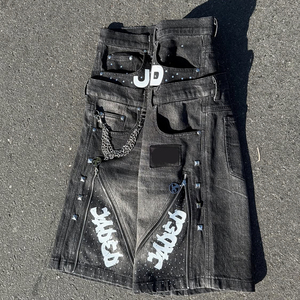 Shorts de mezclilla desgastados de cintura alta para hombre, con cremalleras y cadena, estilo punk, tipo bermuda. - Product Image 2