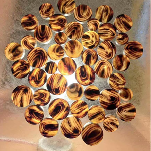 Boutons vierges élégants en corne de buffle 100 % naturelle, écologiques et faits à la main, de haute qualité, de la marque R M INTERNATIONAL - Product Image 1