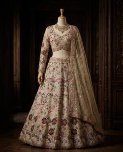 Conjunto de Lehenga de Boda Tradicional Divyam Creation, Bordado a Mano con Loto en Tela de Red, Completamente Cosido, con Spandex Premium, Largo hasta el Suelo - Product Image 5