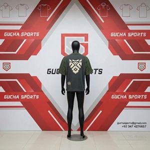 Camiseta Gráfica Oversize para Hombre, Estilo Urbano de Dos Tonos con Estampado de Logotipo Abstracto, Algodón Grueso, Ropa Casual - Product Image 4