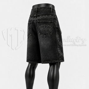Shorts en jean baggy noirs pour homme, style gothique streetwear, avec design graphique - Product Image 4