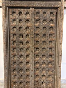 Paneles de Puerta de Madera Maciza Antigua con Marco Tallado a Mano, Puerta Principal de Lujo para Villas, Restaurantes, Hoteles y Hogares - Product Image 6