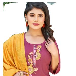 Dernière Kurti de travail brodé en soie lourde avec pantalon Dupatta-Vêtements indiens et pakistanais - Product Image 1