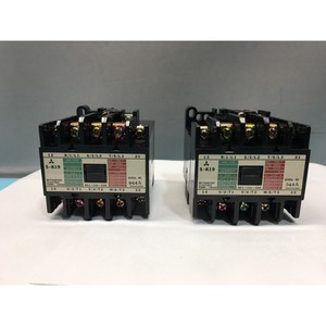 2 CONTACTORES MAGNÉTICOS MITSUBISHI S-K19, CIRCUITO - Equipo y Piezas de Semiconductores de Confianza de Tradicción Global - Product Image 1