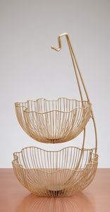 Cesta de Almacenamiento de Frutas de Dos Niveles, de Alambre Metálico Dorado, con Borde Festoneado en Forma de Pétalo, con Gancho para Colgar Plátanos, Organizador de Encimera - Product Image 2