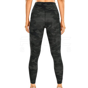 Leggings de yoga durables et très demandés pour femmes, imprimés numériquement par sublimation, extensibles et flexibles, pour le sport et le fitness. - Product Image 2