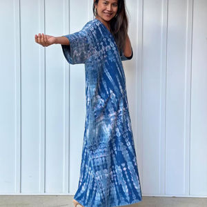 Caftán de algodón tie-dye azul, vestido playero de jersey para mujer, caftán de verano para crucero y vacaciones. - Product Image 1