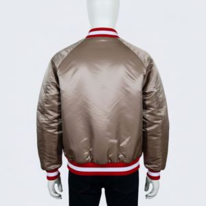 Chaqueta Varsity de Seda Personalizada para Hombre, Chaqueta Varsity de Satén con Letras Bordadas, Chaqueta Varsity de Béisbol Personalizada para Hombre - Product Image 6