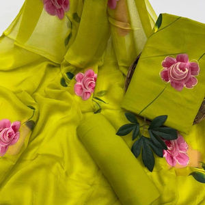 ผ้าฝ้ายสไตล์เฮอริเทจ วายบ์ สำหรับผู้หญิง ให้สัมผัสผ้าฝ้ายแท้ ให้ความรู้สึกคลาสสิก สง่างาม นุ่มนวล และสวมใส่สบายยาวนาน - Product Image 1