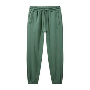 Meilleurs survêtements décontractés mi-lourds en ligne au Pakistan – Pantalons de survêtement en molleton personnalisables pour hommes et femmes, coupe droite et ajustée - Product Image 1