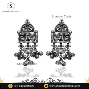 Pendientes étnicos oxidados de plata hechos a mano para mujer, pendientes llamativos Jhumka Jhumki, pendientes étnicos, joyería para fiesta de boda - Product Image 4