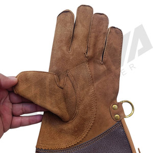 Nouveaux gants de fauconnerie en cuir véritable de haute qualité, design dernier cri, prix de gros, écologiques, résistants, personnalisés et brodés - Product Image 6