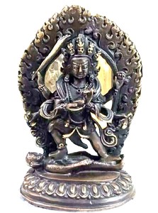 Estatua de Dios Chanda Maharoshana Tallada y Grabada en Latón Antiguo Negro para Decoración del Hogar - Product Image 1