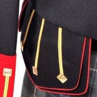 Veste Kilt Écossaise Bicolore pour Homme à Col Montant et Patchwork Rouge & Noir – Uniforme le Plus Vendu 2026