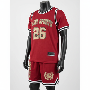 Conjunto de camiseta y pantalones cortos de baloncesto para hombre, de malla de poliéster de alta calidad, uniforme deportivo rojo con logotipo personalizado bordado, conjunto corto para hombre - Product Image 4