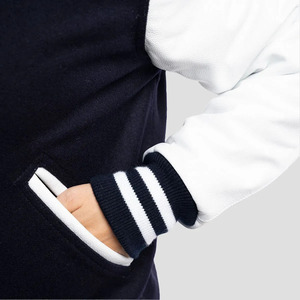 Chaqueta Varsity Personalizada Premium para Mujer, Chaqueta Bomber de Béisbol Universitaria Bordada, Ropa Casual Transpirable de Moda Urbana - Product Image 4
