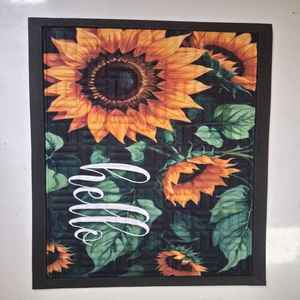 Tapis en feutre coréen blanc optique, imprimé par sublimation numérique, lavable, antidérapant, écologique, avec support en caoutchouc - Product Image 1