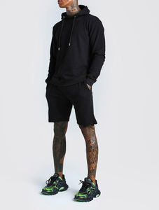 Ensemble deux pièces personnalisé avec broderie et sérigraphie, comprenant un sweat à capuche délavé à l'acide et un short de survêtement vieilli pour homme - Product Image 2