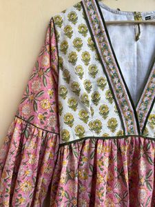 เดรสยาวผ้าฝ้ายพิมพ์ลายดอกไม้หลากสี คอวี สไตล์โบฮีเมียน ปักลายแบบดั้งเดิม ชุดลำลองสำหรับผู้หญิง - Product Image 5