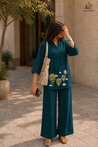 Ensemble Kurta en coton pour femme avec broderie montgolfière – Tenue décontractée printemps-été pour le quotidien - Product Image 2