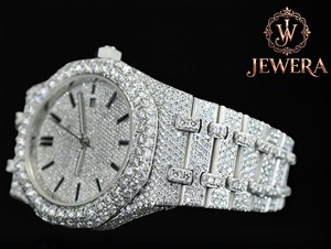 Luxury Hip Hop Moissanite Diamond Watch Stainless Steel Iced Out Timepiece for Fashion Retail Wholesale and Gift Market for Sale - Product Image 1