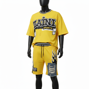 ชุดเสื้อยืดและกางเกงขาสั้นผู้ชาย ผ้าคอตตอนเจอร์ซีย์คุณภาพสูง เนื้อผ้าถักหนา ลายเปลวไฟสีเหลือง กางเกงขาสั้นแบบมีแผ่นผ้า  รับสกรีนโลโก้ - Product Image 4