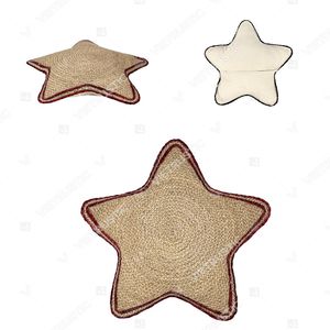 Juego de Cojines Decorativos STELLA & AMOR Hechos a Mano con Diseño Moderno de Estrellas y Corazones Tejidos en Seagrass - Product Image 4