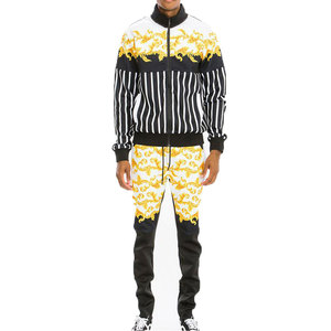 Conjunto Deportivo Sublimado de Moda, Hecho con el Mejor Material, Corte Ajustado, Nuevo Diseño, Personalizado para Hombre - Product Image 1