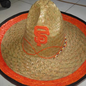 Sombrero Mexicano Unisex Bordado con Hierba Natural para Adultos, Venta al por Mayor, Stock a Granel para Compradores de Artículos de Playa, Fiestas, Verano y Viajes - Product Image 1