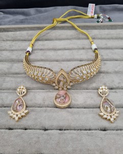 Wholesale Traditional Indian Choker Necklace <b>Set</b> Fashion Pink <b>Crystal</b> Stone Collar Necklace And Drop Earrings <b>Set</b> Artificial <b>Set</b> - Product Image 1