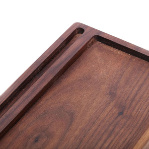 Bandeja de Servir Rectangular de Madera de Nogal Premium, Plato para Aperitivos con Divisiones, Bandeja Organizadora Decorativa para Escritorio con Ranura para Teléfono - Product Image 4