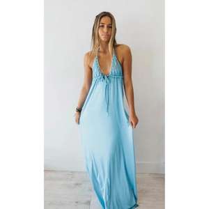 Vestido Maxi Azul Cielo con Cuello Redondo, Diseño Elegante y Desenfadado, Silueta Fluida, 100% Algodón, Disponible en ODM para Mujer - Product Image 3