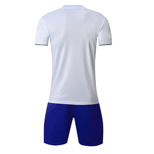 Conjunto de Uniforme de Fútbol de Calidad Profesional con Logotipos, Números y Nombres Personalizados Disponibles en Varios Colores y Tallas - Product Image 2