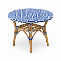 Ensemble de salle à manger d'extérieur en rotin, table ronde 4 places avec chaises, motif gris et blanc, mobilier de jardin contemporain résistant aux intempéries
