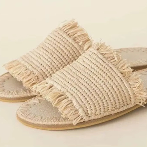 Sandales d'été marocaines en raphia faites à la main - Product Image 1