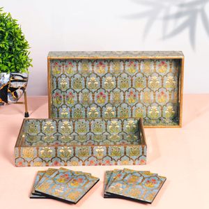 Plateaux de service en bois avec sous-verres, design classique, qualité supérieure, durables, brillants, plateaux de service décoratifs en bois disponibles - Product Image 1