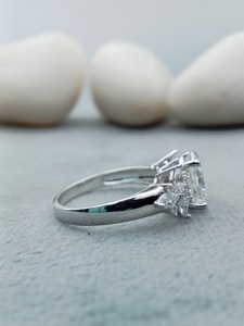 D'VINS JEWELS Bague de fiançailles et de mariage tendance de forme ovale, taille brillant, couleur D, or rose, plaqué or, avec diamants de laboratoire - Product Image 5