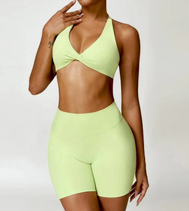 Conjunto de yoga sin costuras negro para mujer, 2 piezas, sujetador deportivo sin espalda, pantalones cortos de cintura alta, conjunto deportivo - Product Image 3