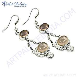 Boucles d'oreilles design élégantes Vibe Fine Stud Quartz rose et ton argent - Product Image 1