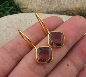 ต่างหูควอตซ์สีแดงธรรมชาติ ชุบเงินแท้ 925 รูปทรงหยดน้ำ ดีไซน์หรูหรา ต่างหูแบบห้อยประดับพลอยประจำเดือนมกราคม - Product Image 1