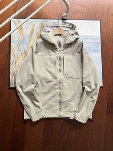 เสื้อแจ็คเก็ตขนแกะบุขนหนานุ่มสำหรับผู้ชาย กันน้ำ อุ่นสบายสำหรับฤดูหนาว คอตั้ง ปิดด้วยซิป ระบายอากาศได้ดี แห้งเร็ว คุณภาพสูง ดีไซน์ลำลอง - Product Image 3