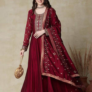 ชุดเดรสผู้หญิงสไตล์ชาติพันธุ์สำหรับงานปาร์ตี้ คอลเลคชั่นใหม่ล่าสุดปี 2023 ราคาสมเหตุสมผล - Product Image 4