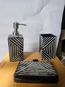 Dispensador de Jabón de Cerámica de Diseño, Gran Capacidad de 500 ml, para Baño Moderno y Decoración Elegante del Hogar - Product Image 3