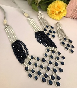 Conjunto de Collar y Pendientes de Latón Plateado con Circonitas Cúbicas de Alta Calidad, Regalo de Compromiso, para Bodas y Fiestas, para Mujer - Product Image 4